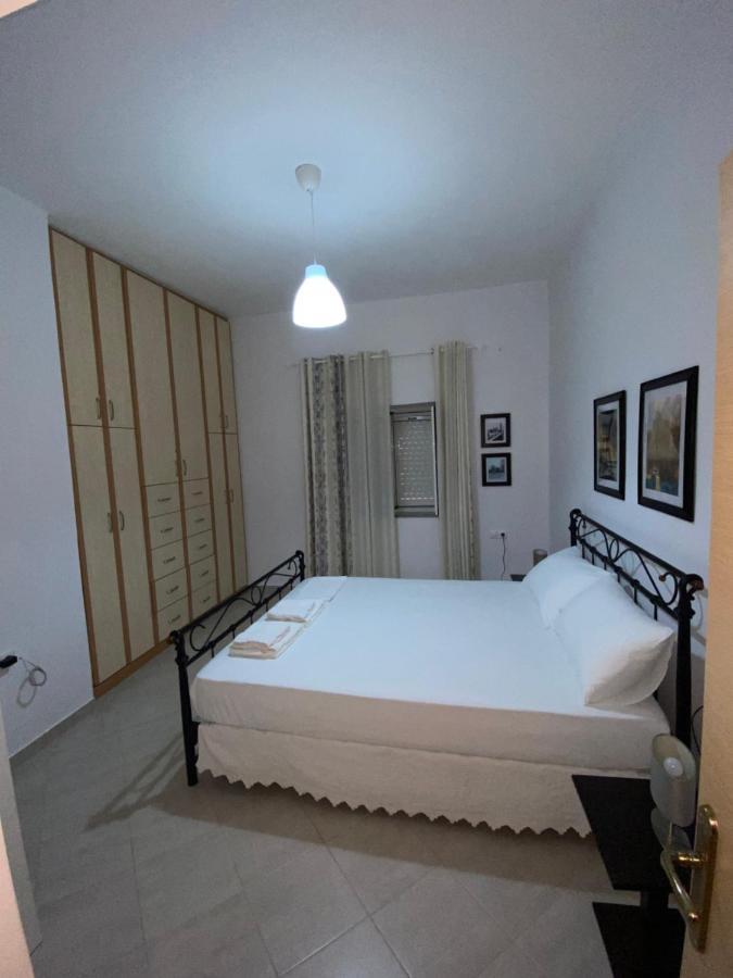 Lr Apartments Sarande Exterior photo