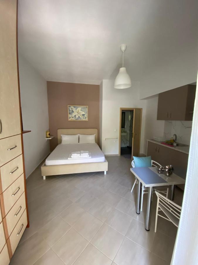 Lr Apartments Sarande Exterior photo