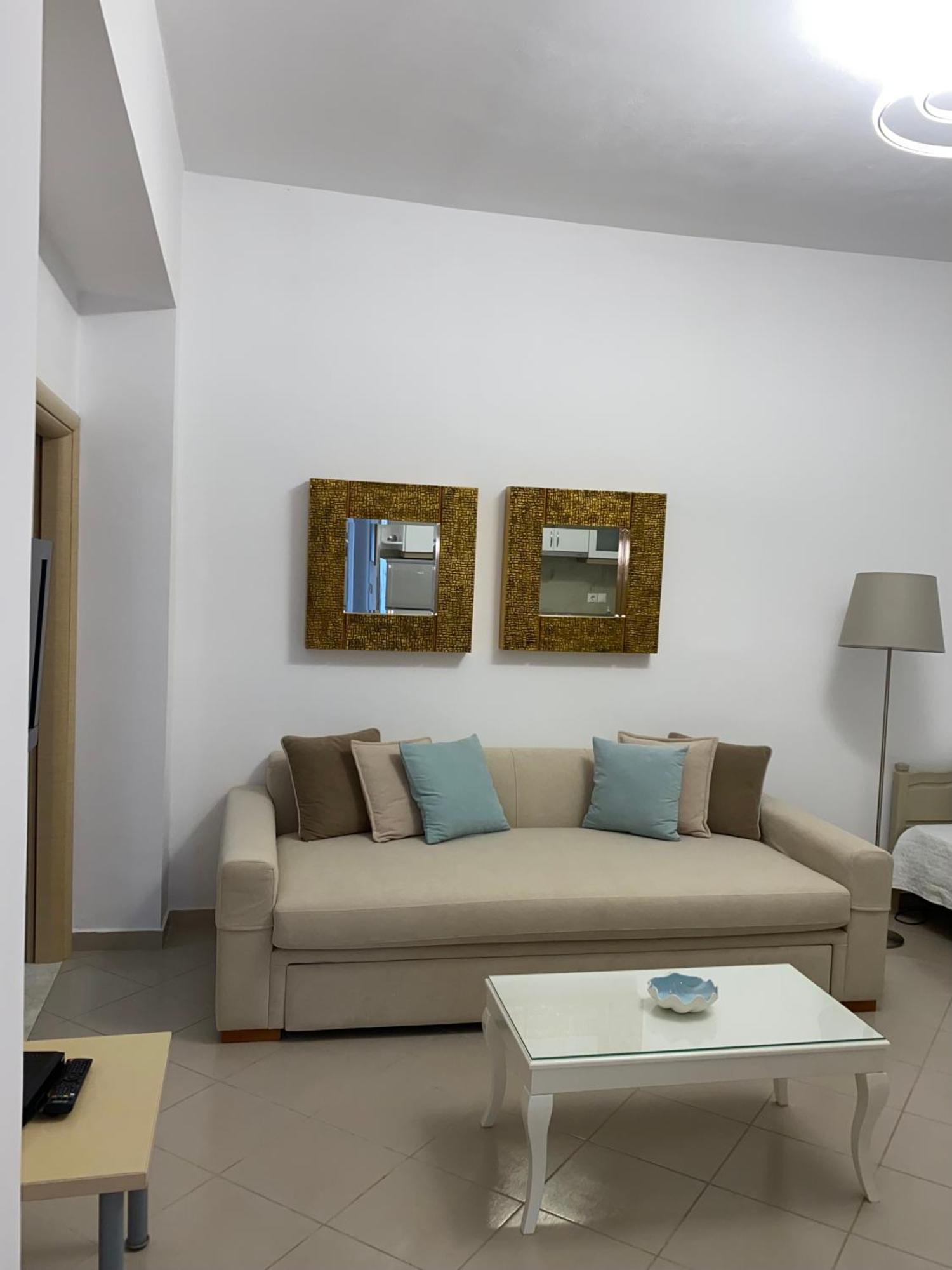 Lr Apartments Sarande Exterior photo